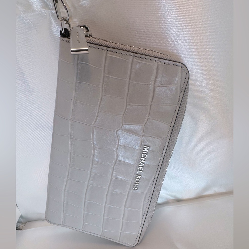 Michael Kors Jet Set Wristlet Travel Croc Embossed Pearl Grey Fall 2017 Rare - Picture 2 of 10